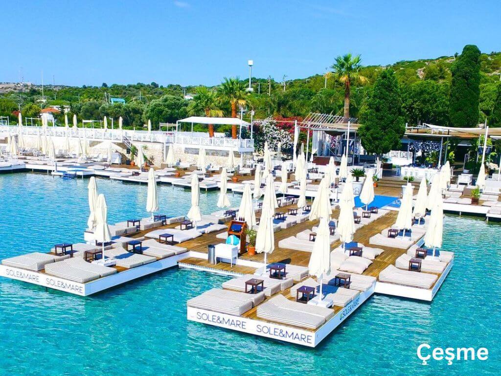 Çeşme The Sun-seeker Beach Lover Holiday Destination in Turkey