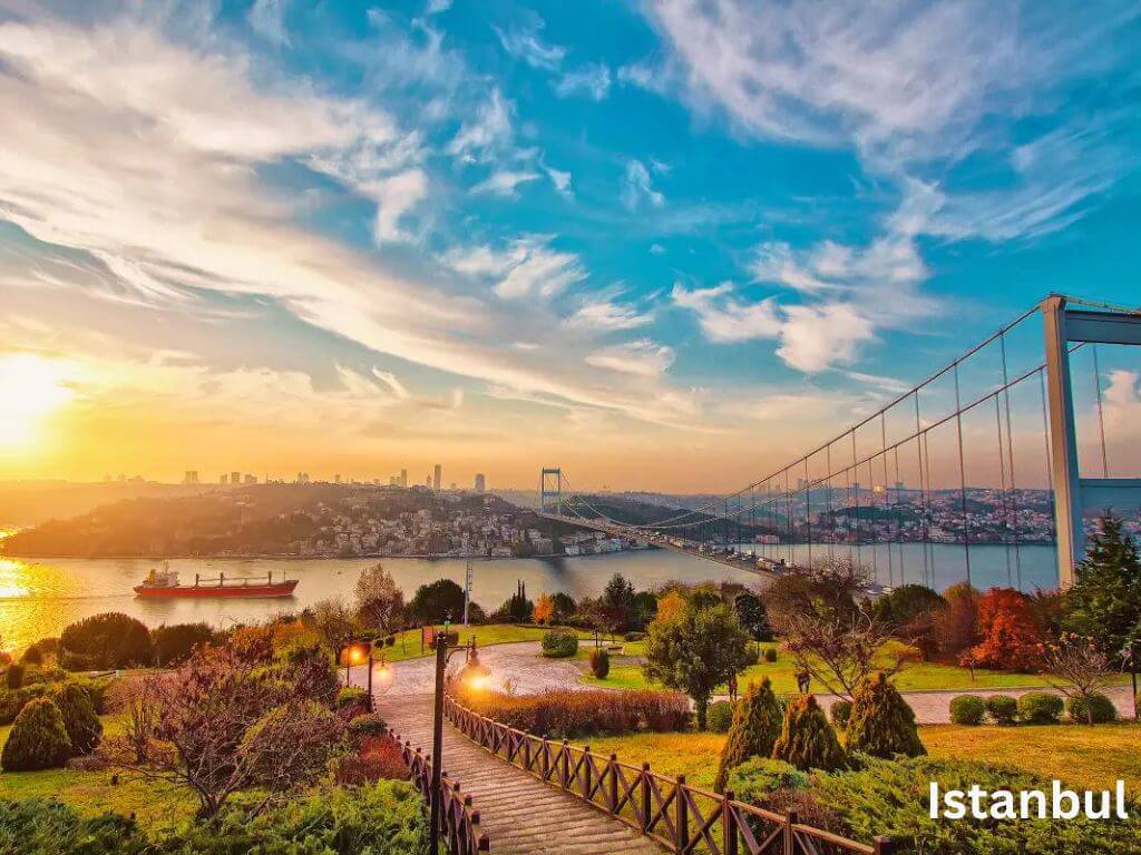 Istanbul The Culture Tourist Holiday Destination in Turkey
